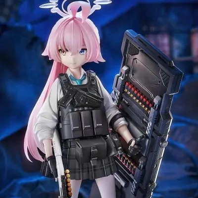 Figure Hoshino(Armed) Scale 1/7 by GoodSmile Arts
